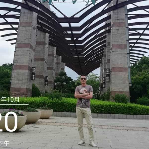 40岁岁四川单身帅哥 - 鄂尔多斯吉缘网