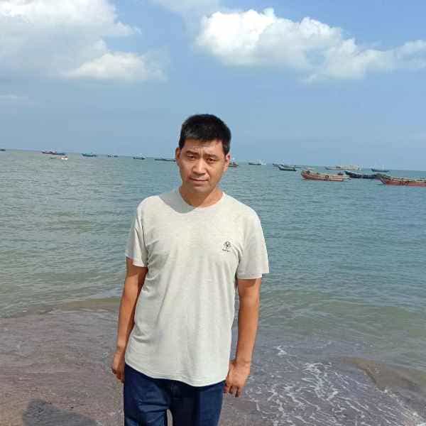 44岁岁辽宁单身帅哥 - 鄂尔多斯吉缘网