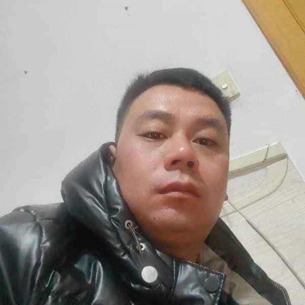 35岁岁河北单身帅哥 - 鄂尔多斯吉缘网