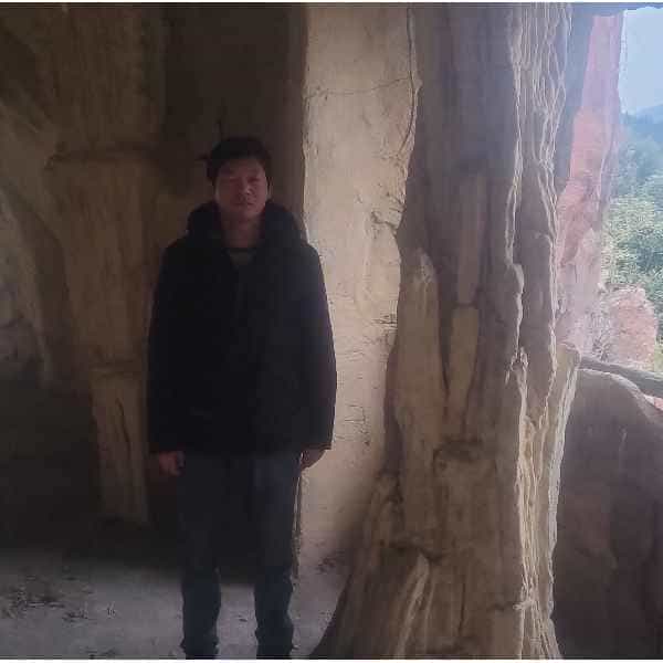 36岁岁湖北单身帅哥 - 鄂尔多斯吉缘网