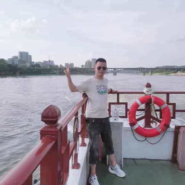 29岁岁四川单身帅哥 - 鄂尔多斯吉缘网