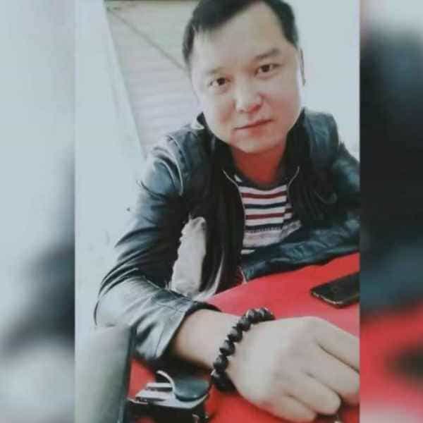 40岁岁湖南单身帅哥 - 鄂尔多斯吉缘网
