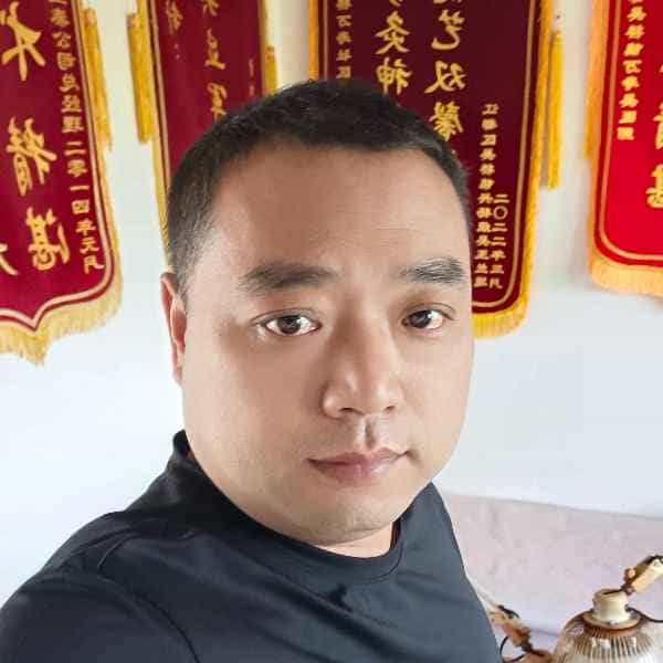 44岁岁江苏单身帅哥 - 鄂尔多斯吉缘网